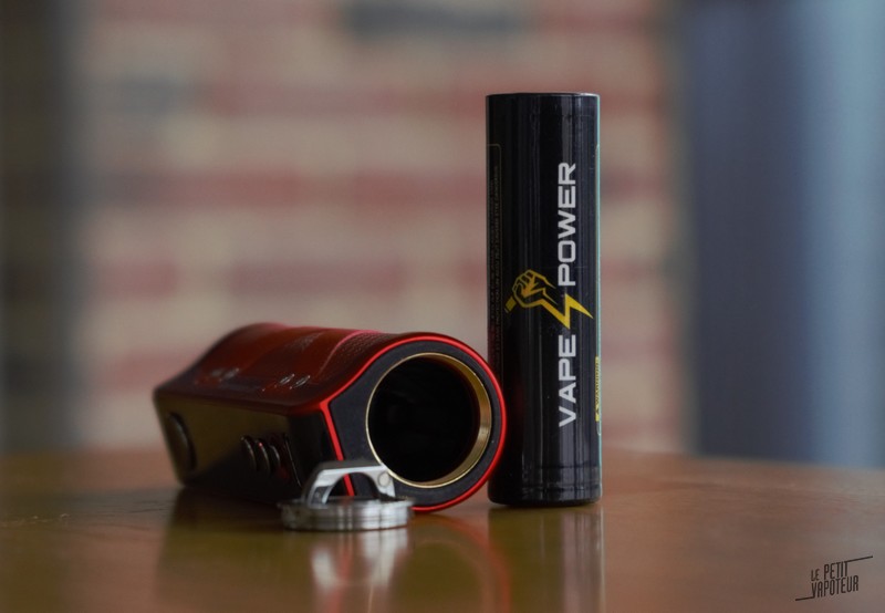 accu et platine huracan ex blog le petit vapoteur